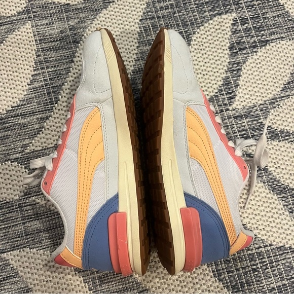 Colorful Puma 7.5 Women’s Sneakers Pink Purple White Orange Pastel Bright - Picture 2 of 6